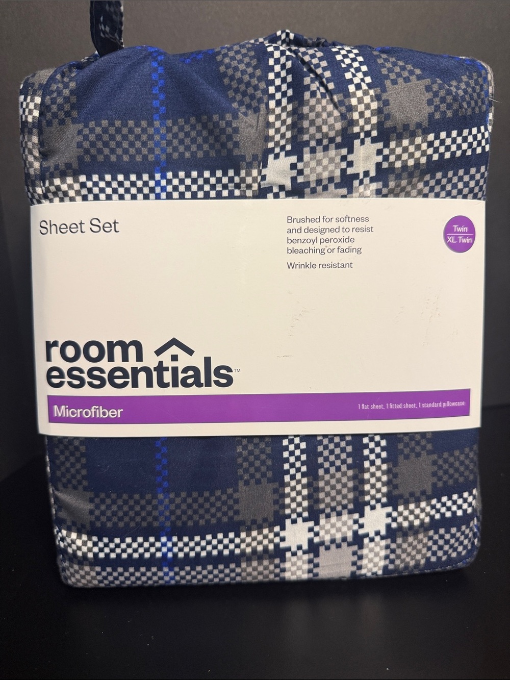 Room Essentials Navy and Gray Plaid Microfiber Twin / Twin XL Sheet Set